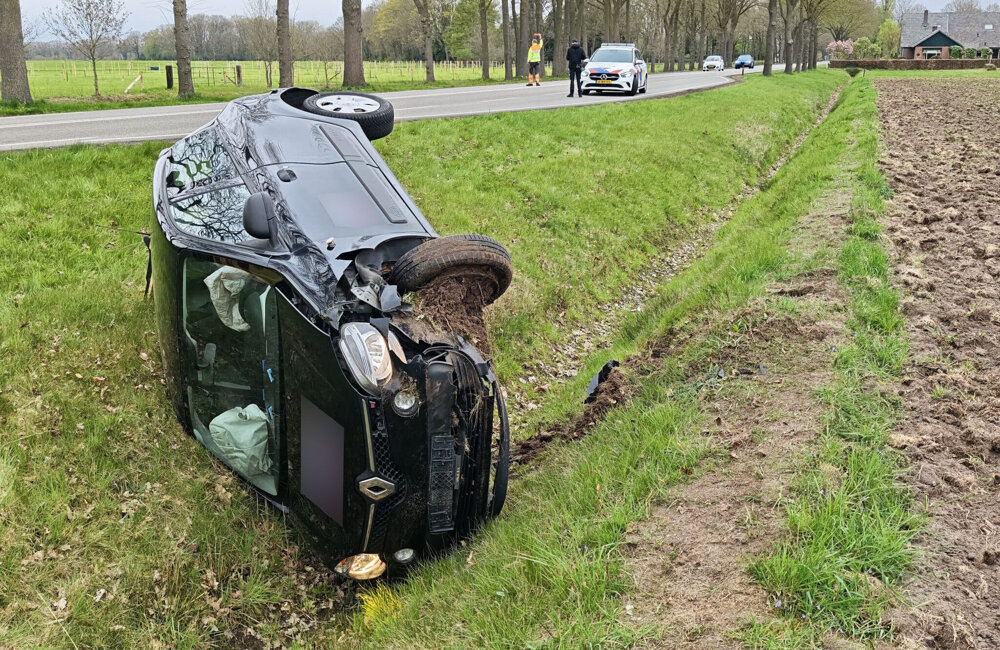 VORDEN 112 geblurd.jpg